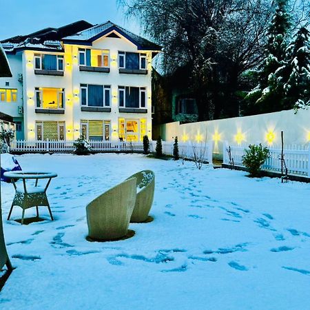 De Elaaf The Luxury Stay Srīnagar Eksteriør bilde