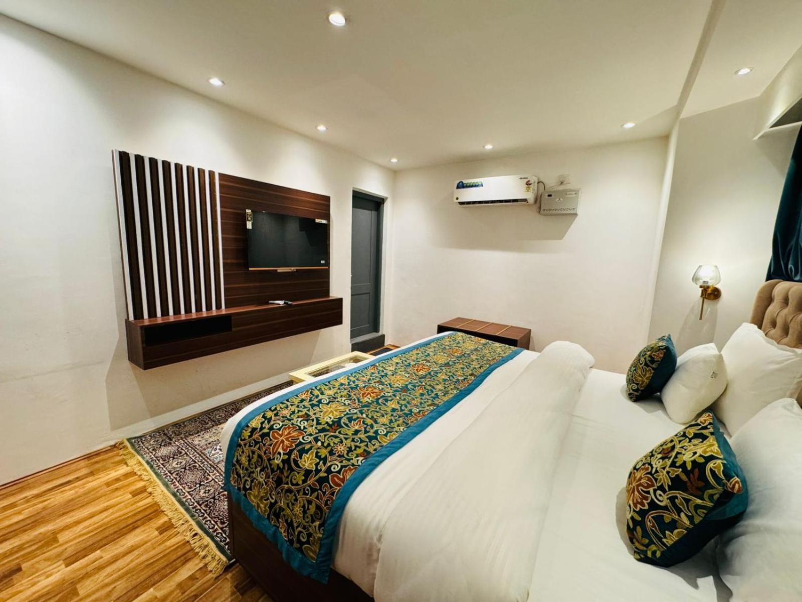 De Elaaf The Luxury Stay Srīnagar Eksteriør bilde