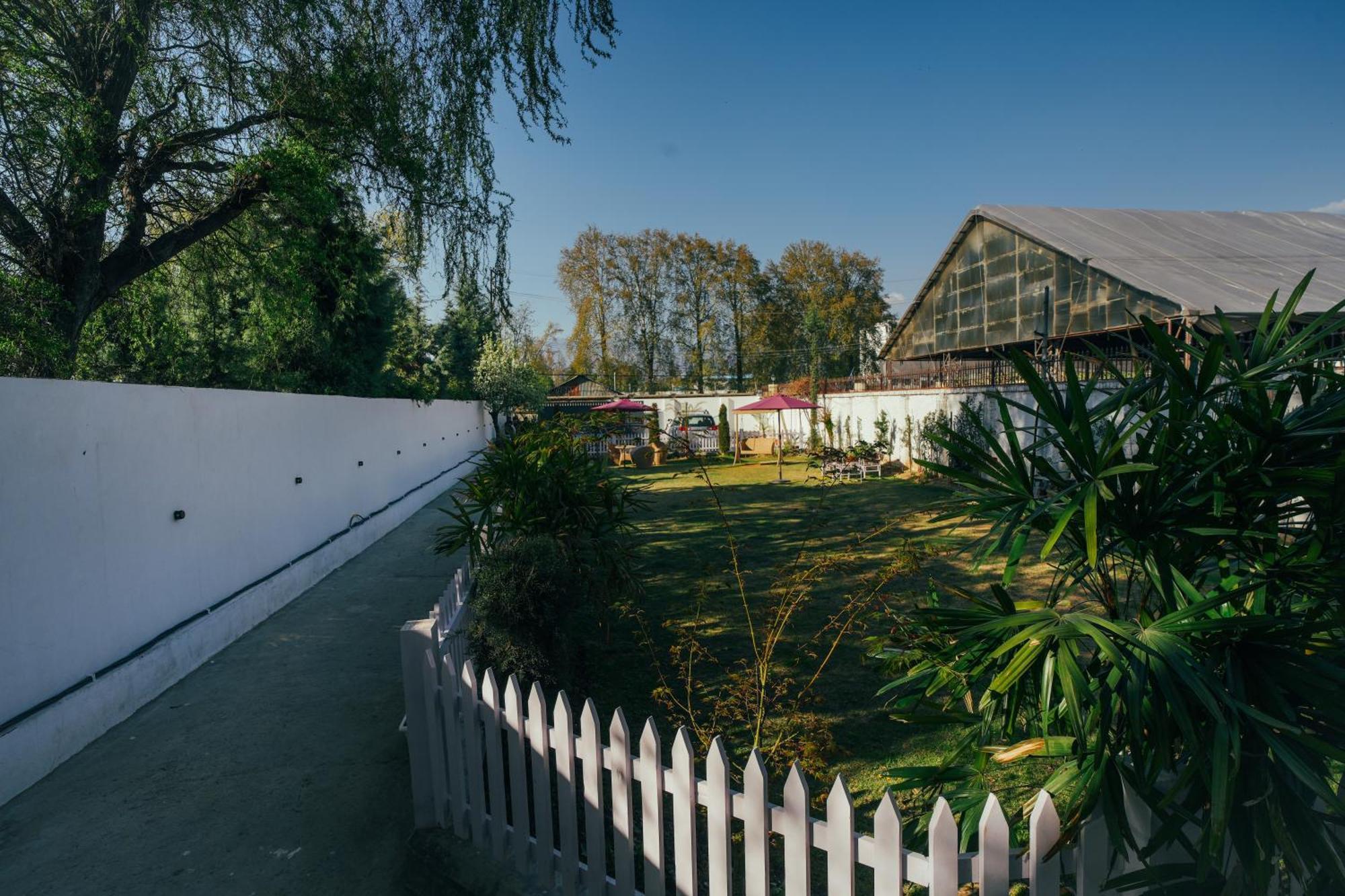 De Elaaf The Luxury Stay Srīnagar Eksteriør bilde