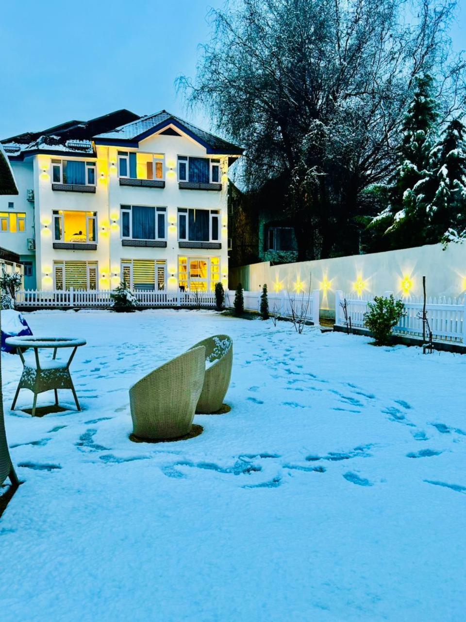 De Elaaf The Luxury Stay Srīnagar Eksteriør bilde