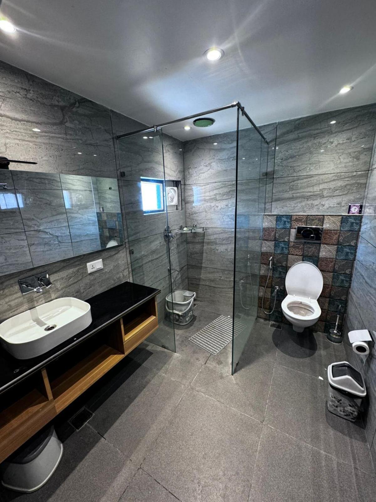 De Elaaf The Luxury Stay Srīnagar Eksteriør bilde