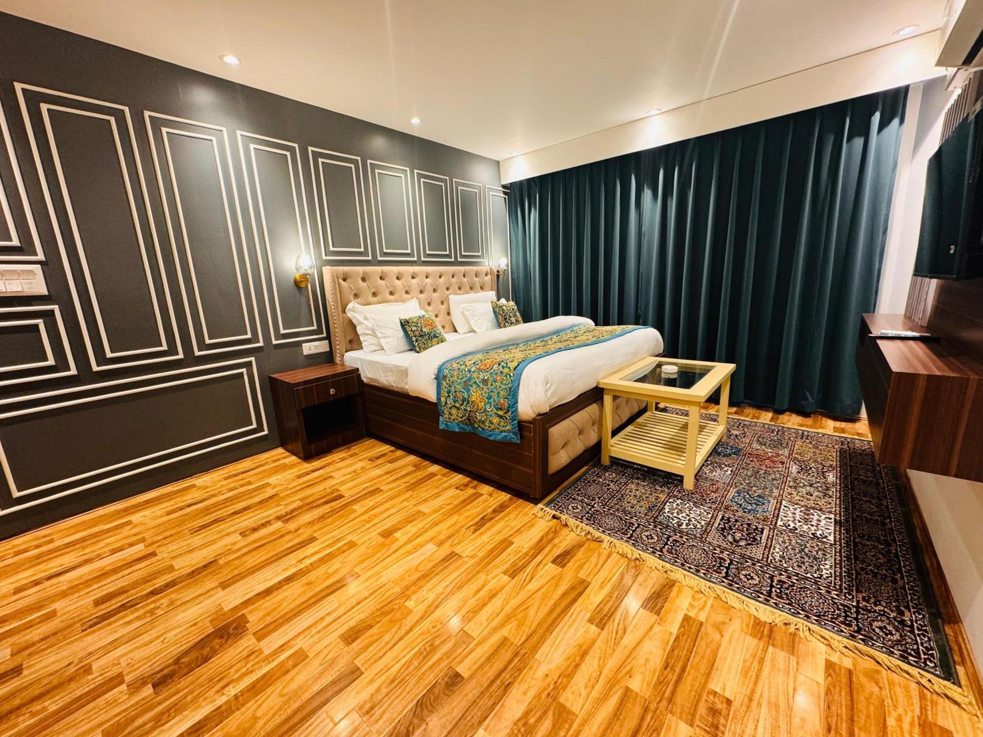 De Elaaf The Luxury Stay Srīnagar Eksteriør bilde