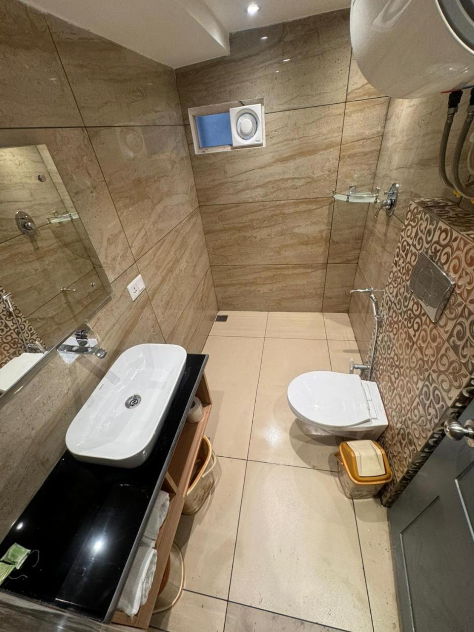 De Elaaf The Luxury Stay Srīnagar Eksteriør bilde